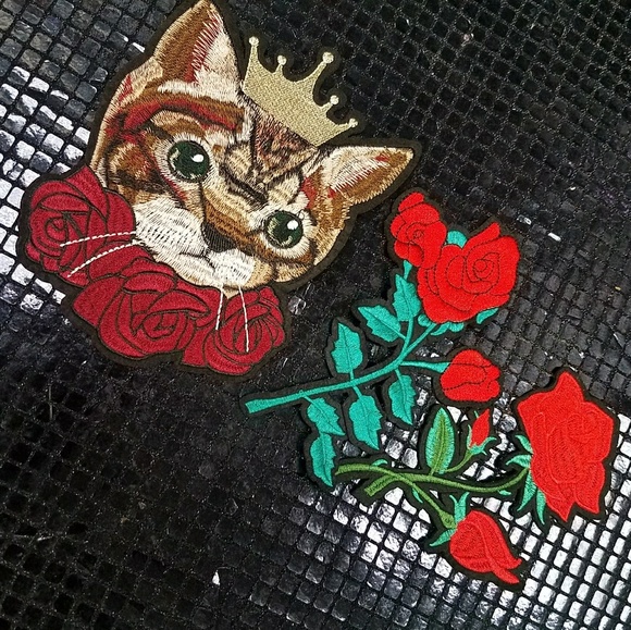 Mystery Packet of Embroidered Patches For Clothing - Picture 8 of 8